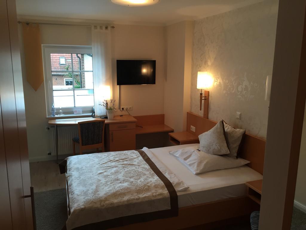 Hotel Restaurant Zum Heidekrug Bersenbrück Kültér fotó
